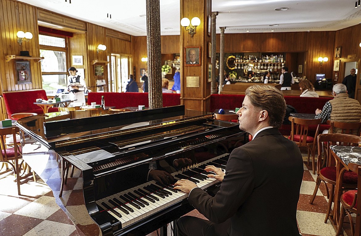 Cafe gijón
