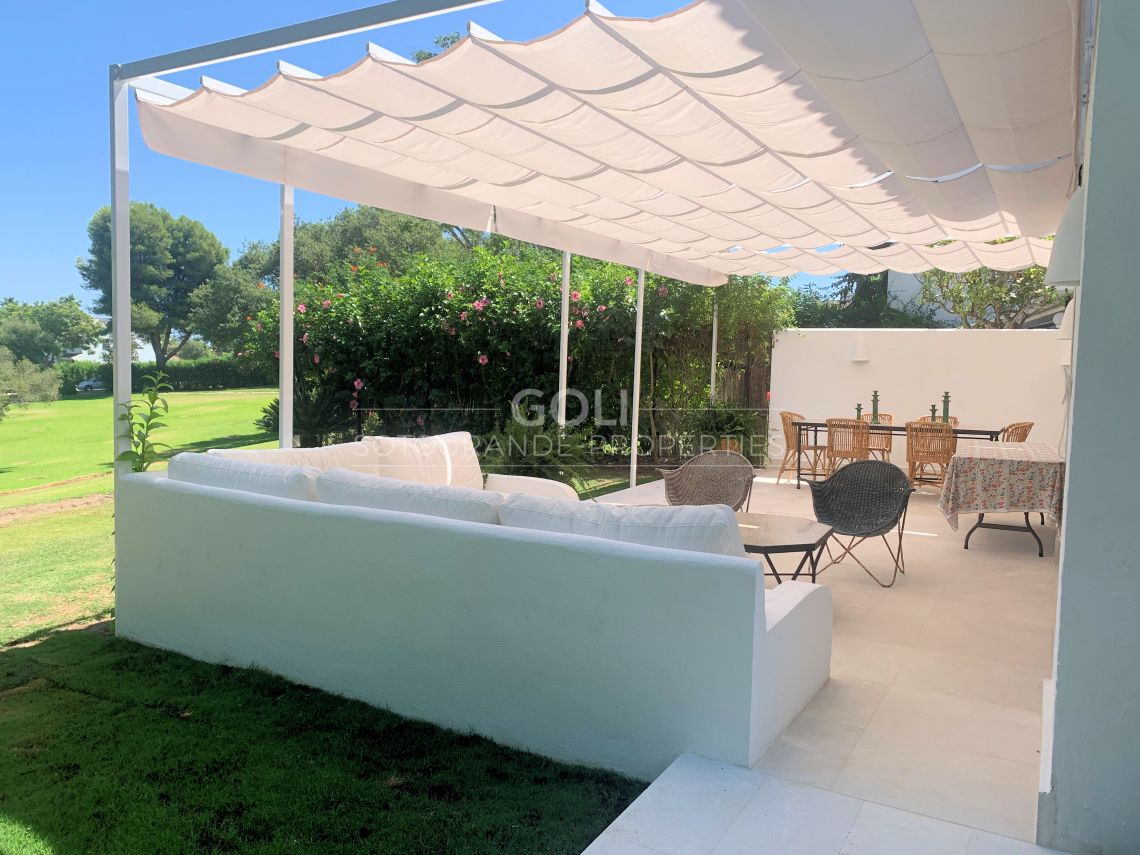 Townhouse reformado con jardín