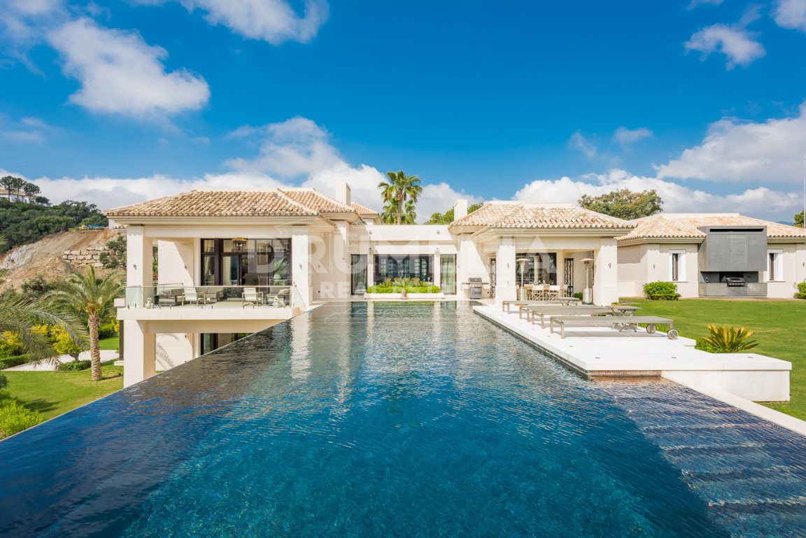 Benahavis, Stunning Modern Villa in Zagaleta, Benahavis
