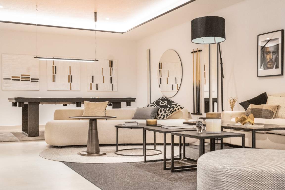 Stunning large contemporary style villa on Marbella's Golden Mile