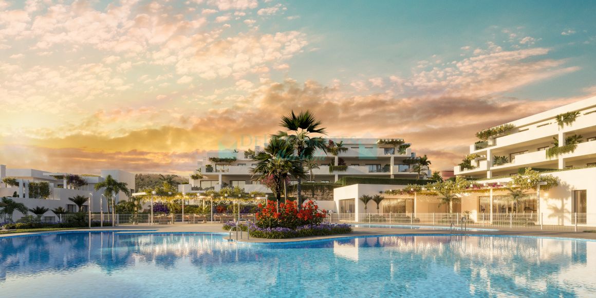 Amaranta Living Casares Golf, vida relajada y golf en exclusivos apartamentos y áticos.