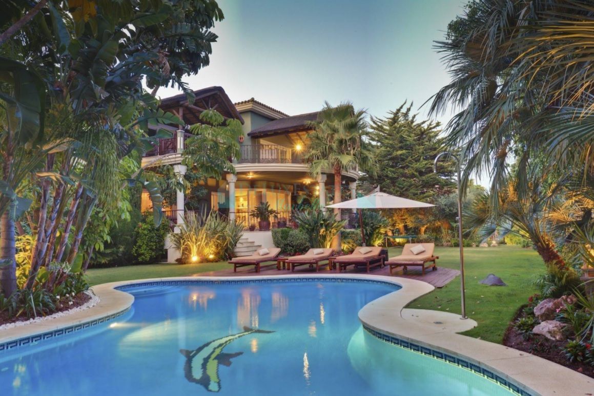 Luxury villa with sea views for sale at Sierra Blanca, Marbella Golden Mile, Costa del Sol