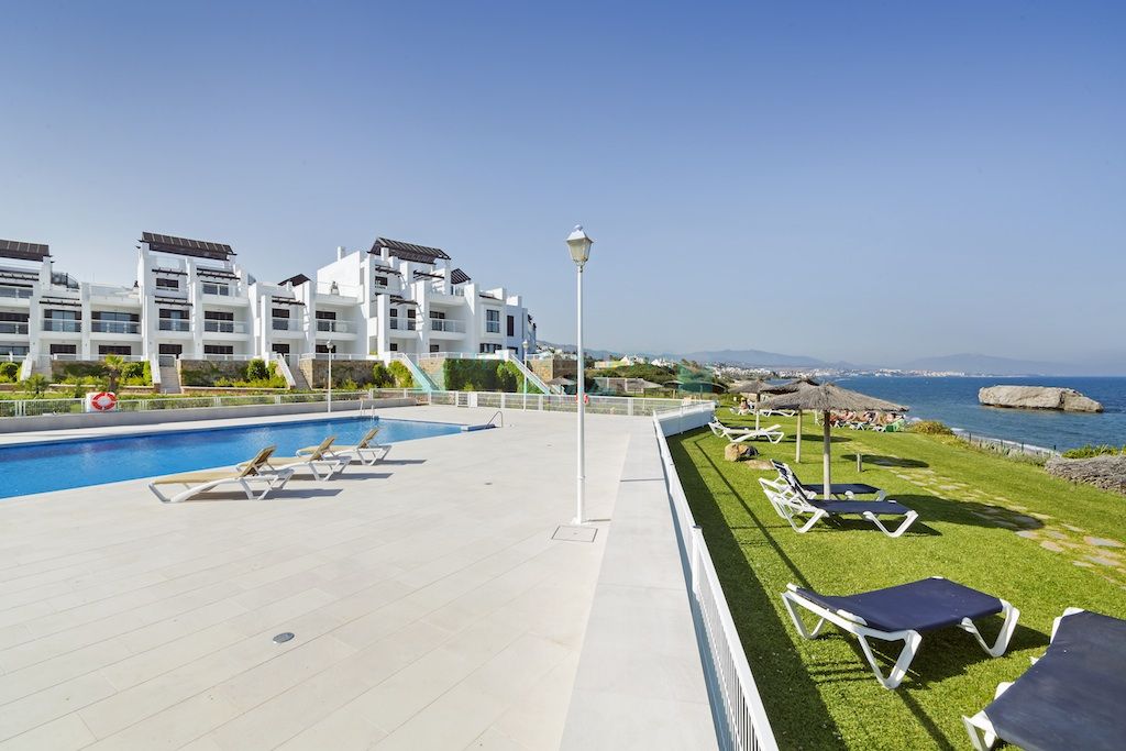 Luxury frontline beach apartment at Casares, Costa del Sol