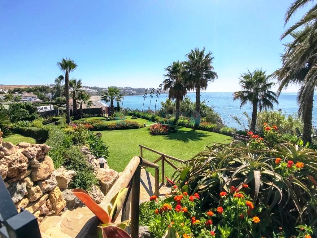 Cerca de la ciudad, pero una urbanización tranquila en la playa