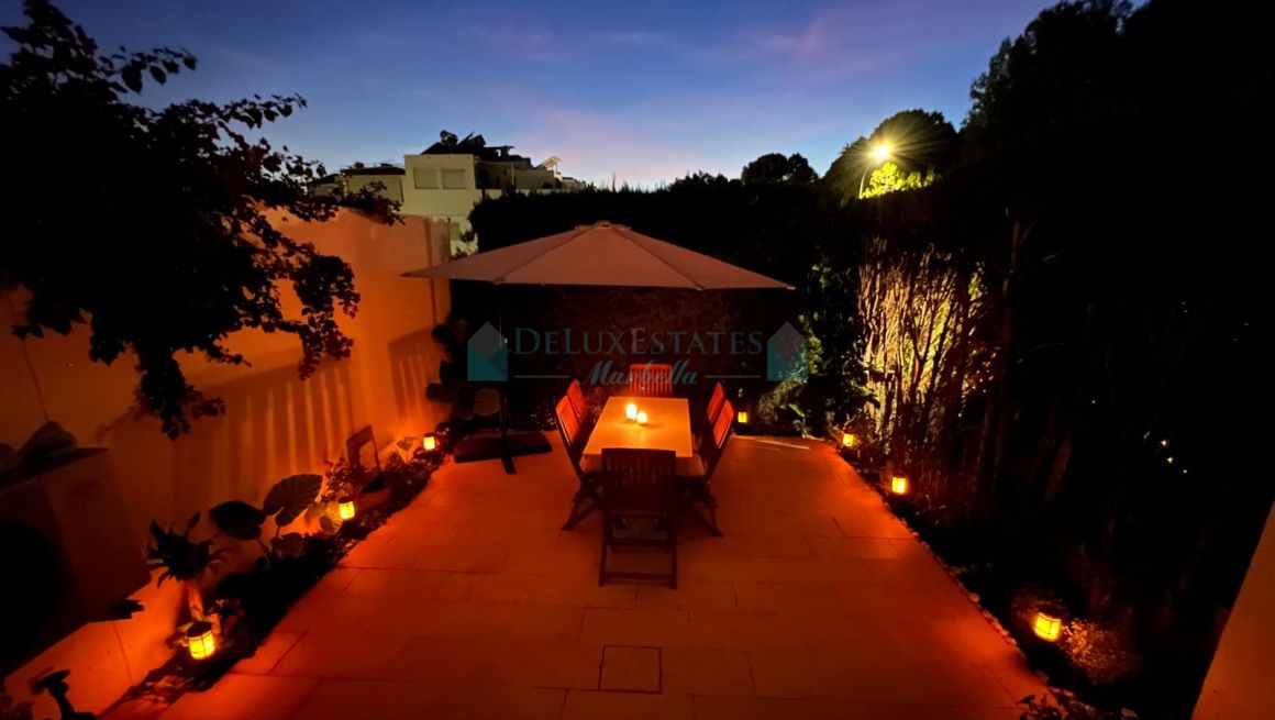 Exquisite Townhouse in Marbella's Golden Mile