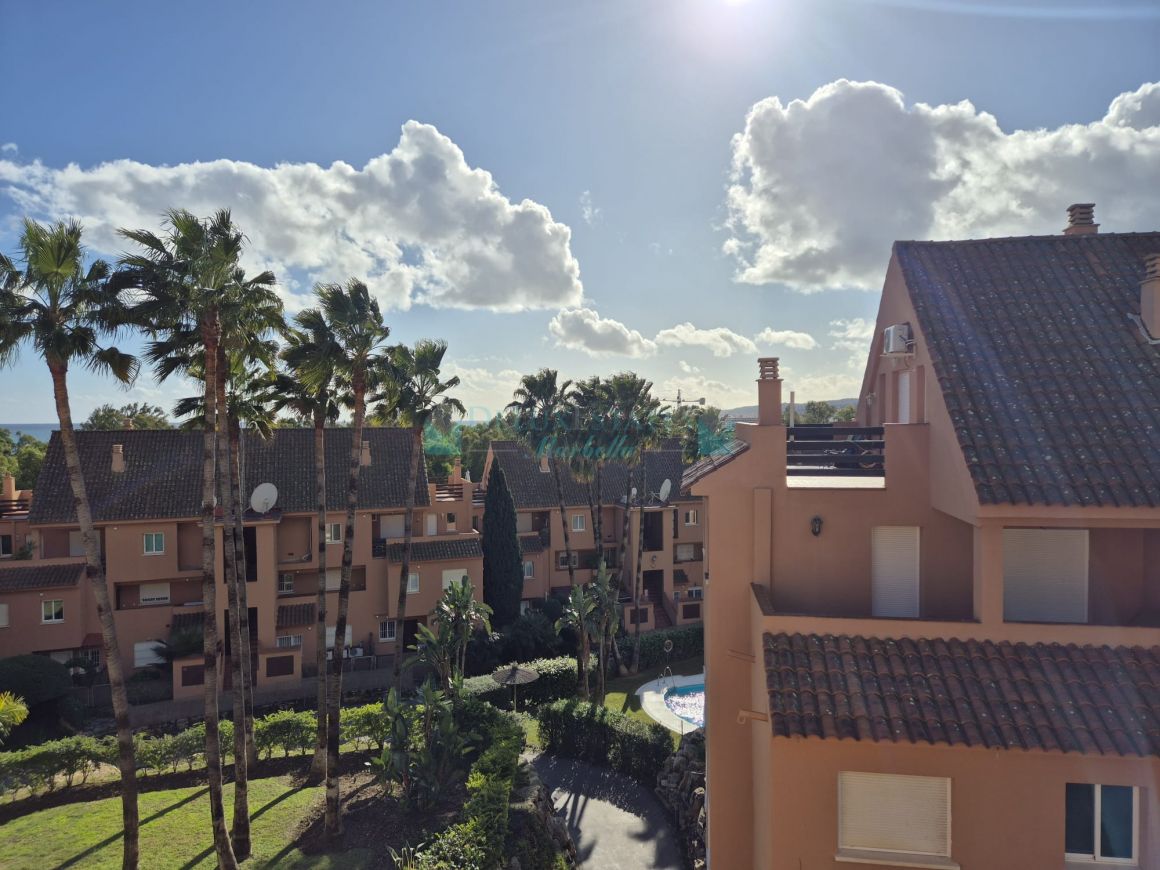 Spacious 3-Bedroom Duplex with Sea Views