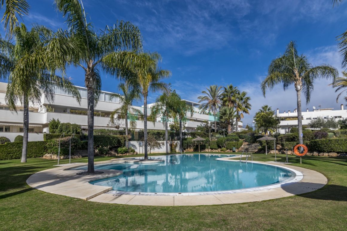 Ground Floor Apartment with Private Garden in Terrazas del Rodeo