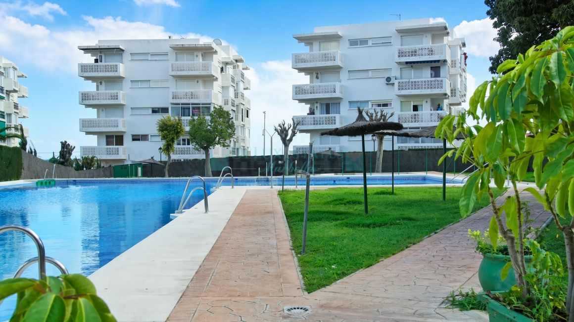 A Newly Finished 84 m² Apartment in Parque Antena, Estepona – Furnished, with a Tourist Licence