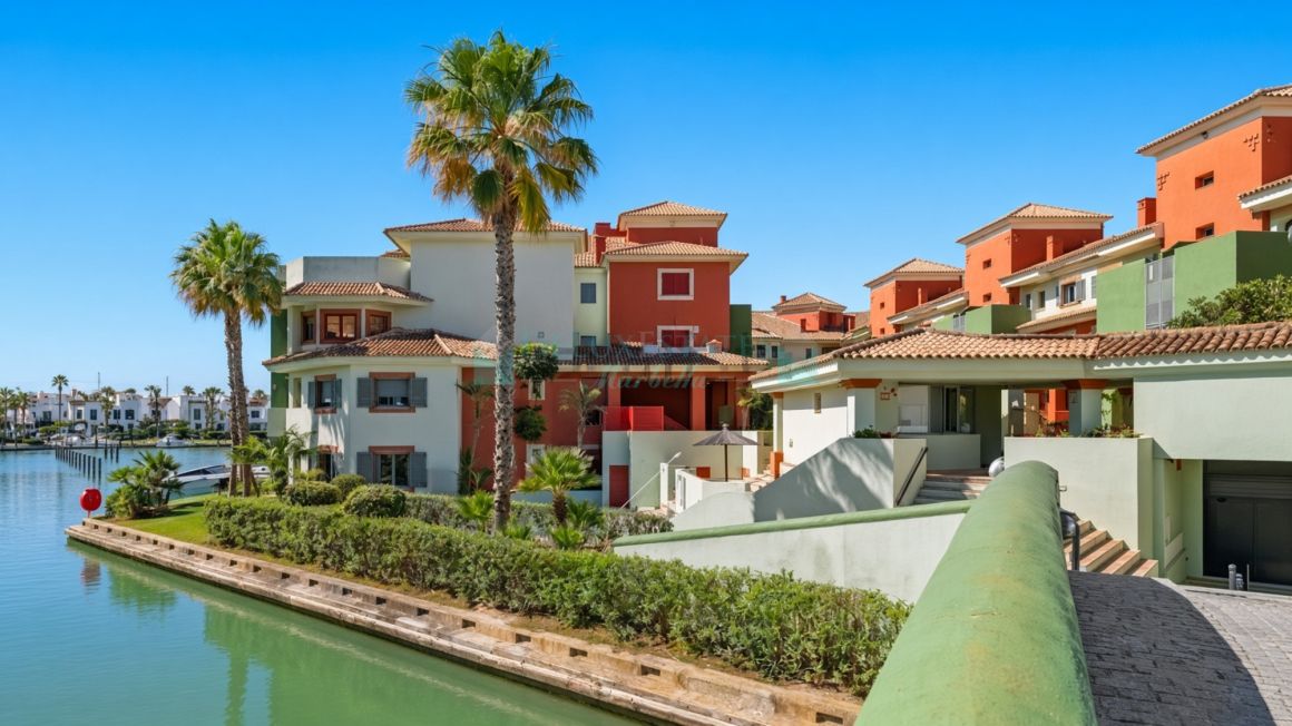 Exceptional Apartment on Isla Tortuga, beside the Marina