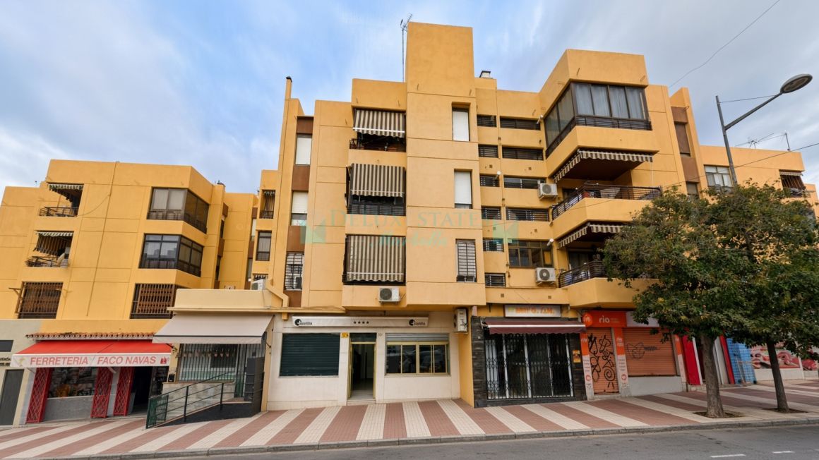 Charming Apartment in Marbella – Fully Refurbished and Ready to Move In