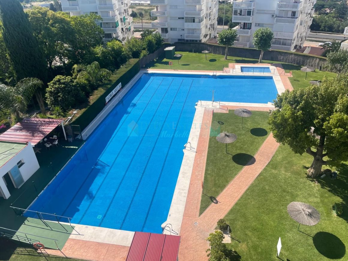Apartment for sale in Estepona
