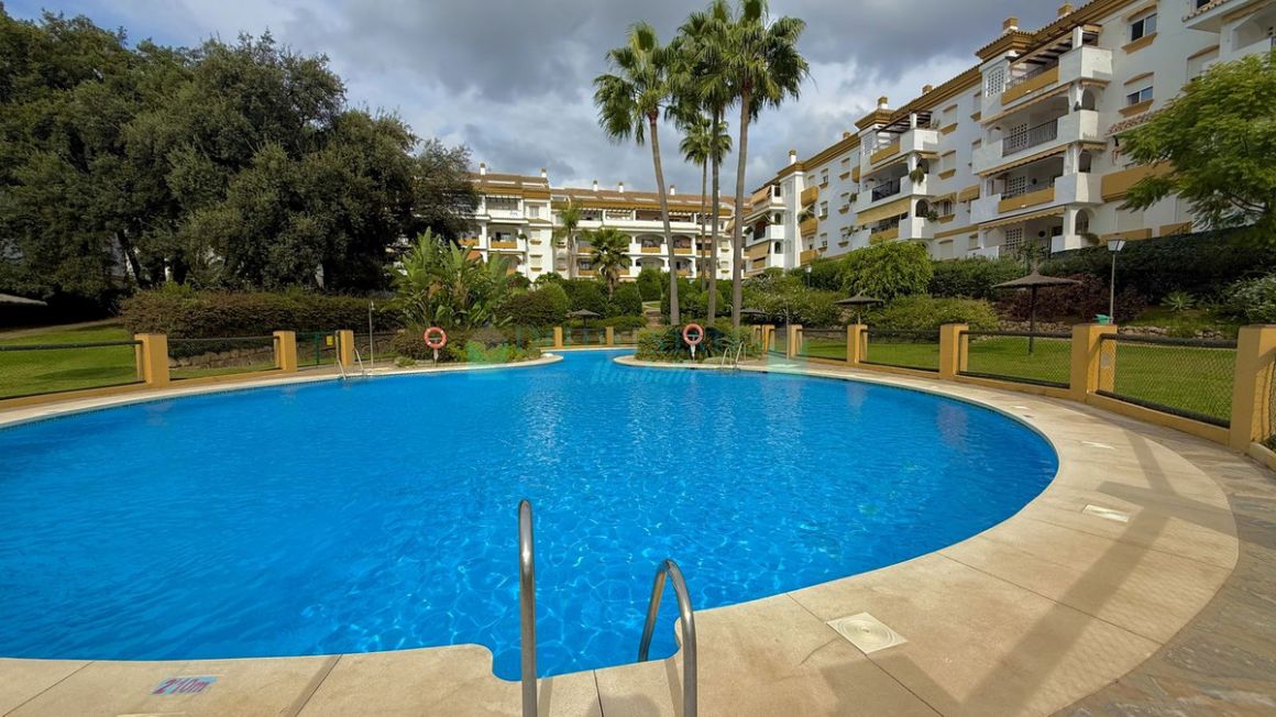 Ground Floor Apartment for sale in Marbella Golden Mile