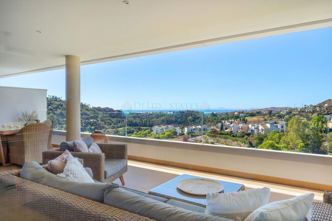 Apartamento en venta en Benahavis