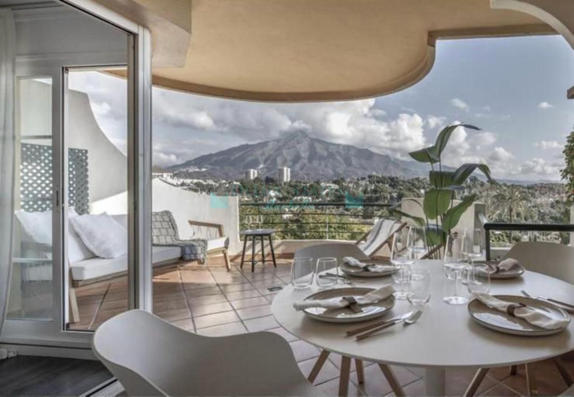 Apartment for sale in Nueva Andalucia