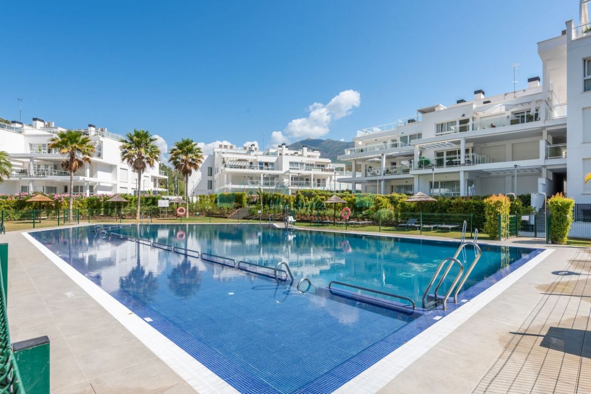 Ground Floor Apartment for sale in Benahavis