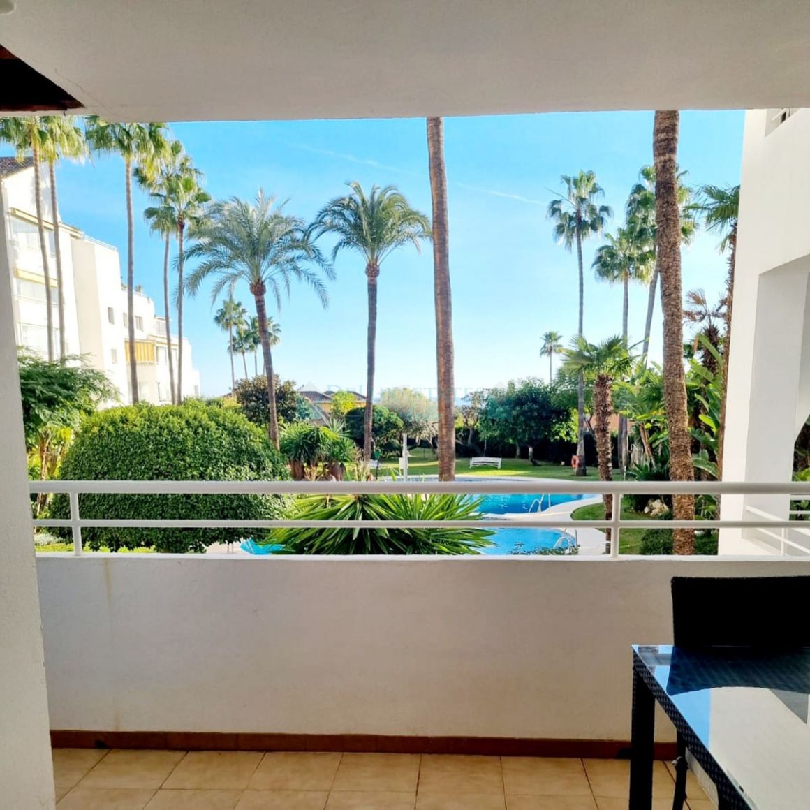 Apartment for rent in  Atalaya, Estepona