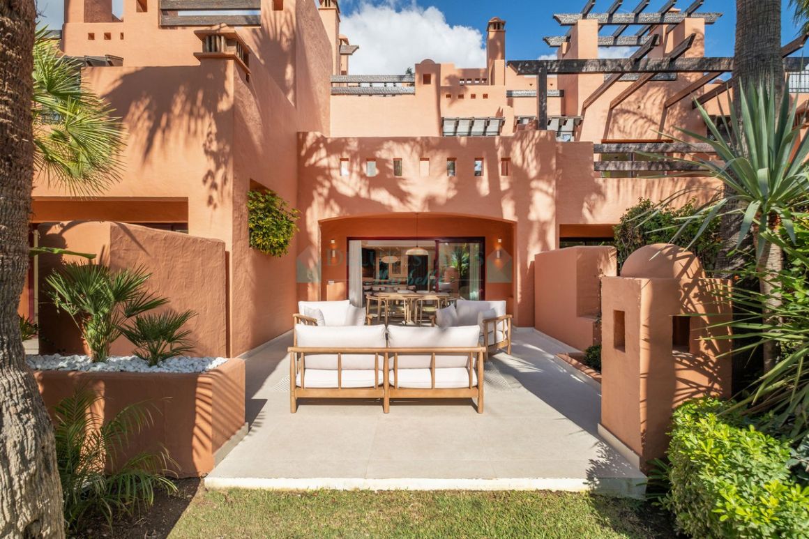 Villa Pareada en alquiler en Marbella Golden Mile