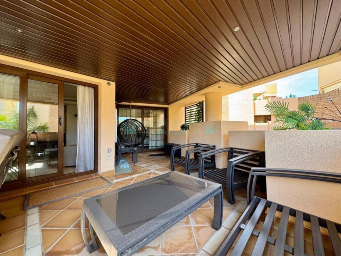 Apartamento en venta en  New Golden Mile, Estepona