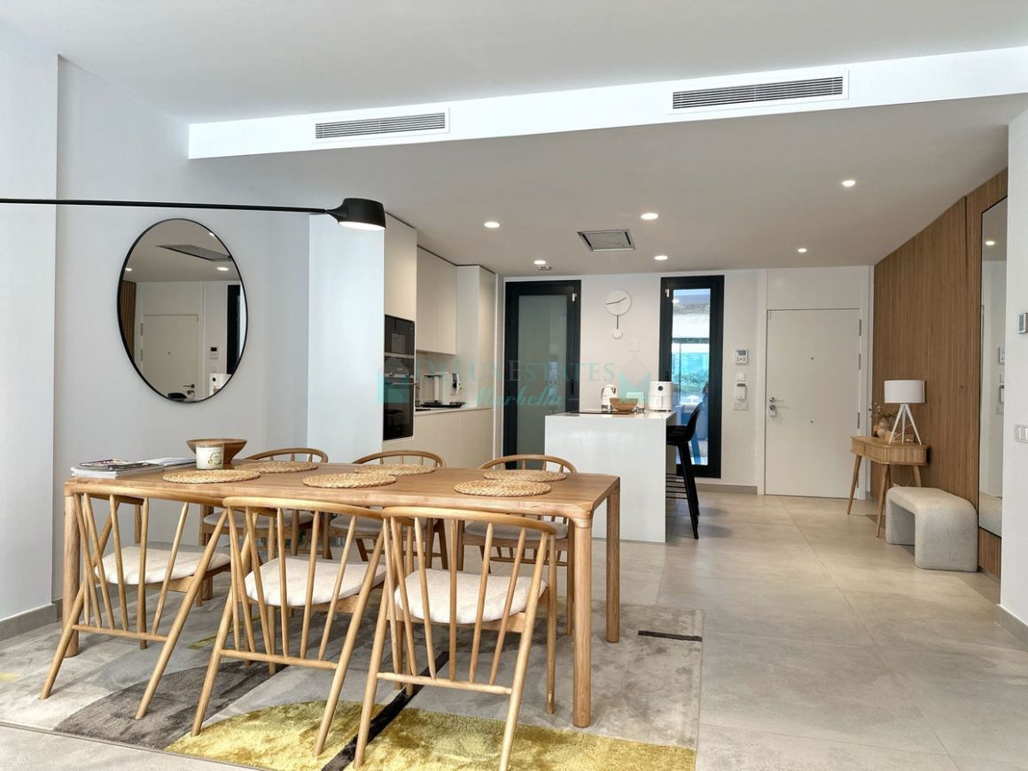 Apartamento Planta Baja en venta en  Cabopino, Marbella Este