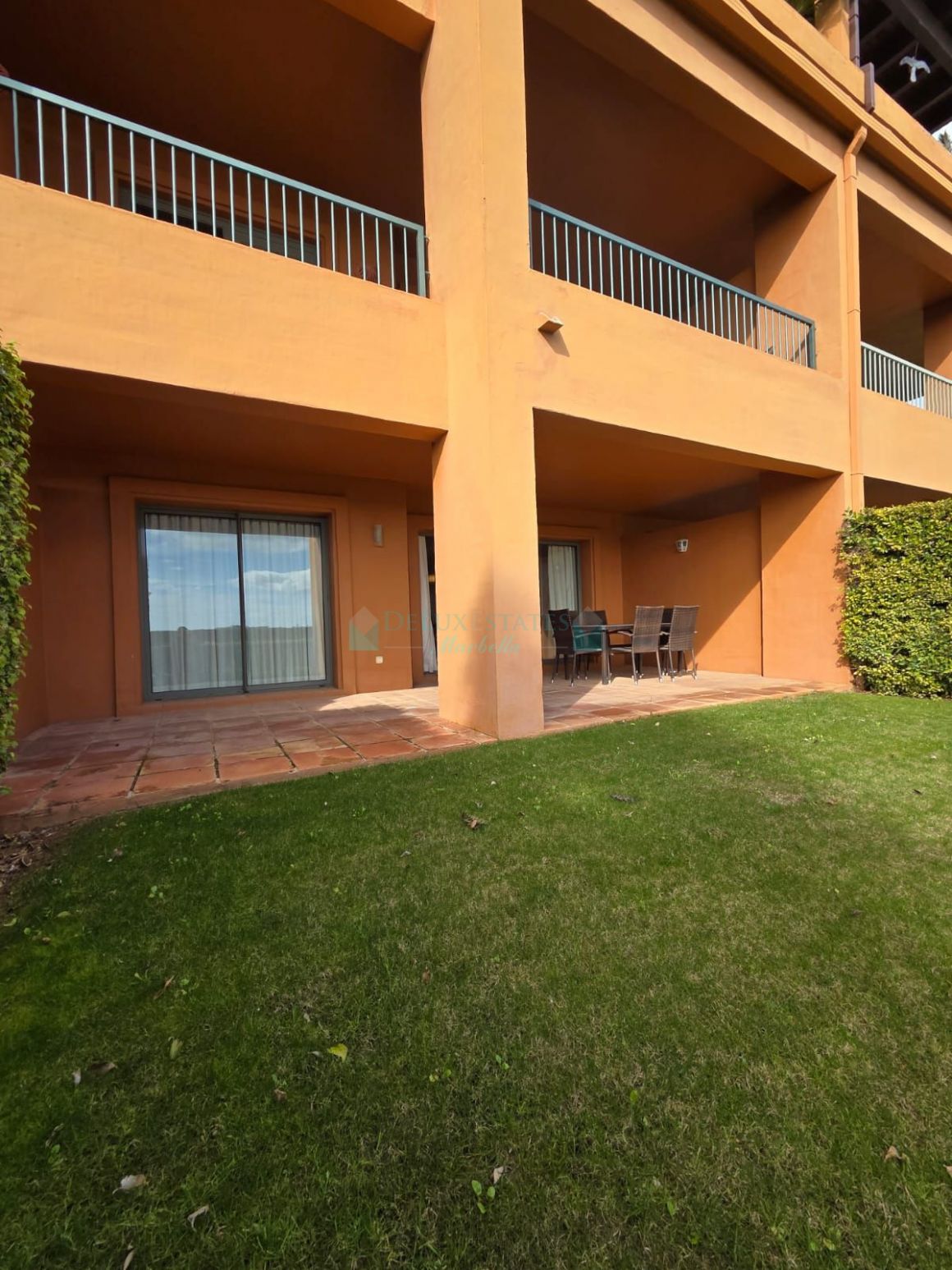 Apartamento Planta Baja en venta en Estepona
