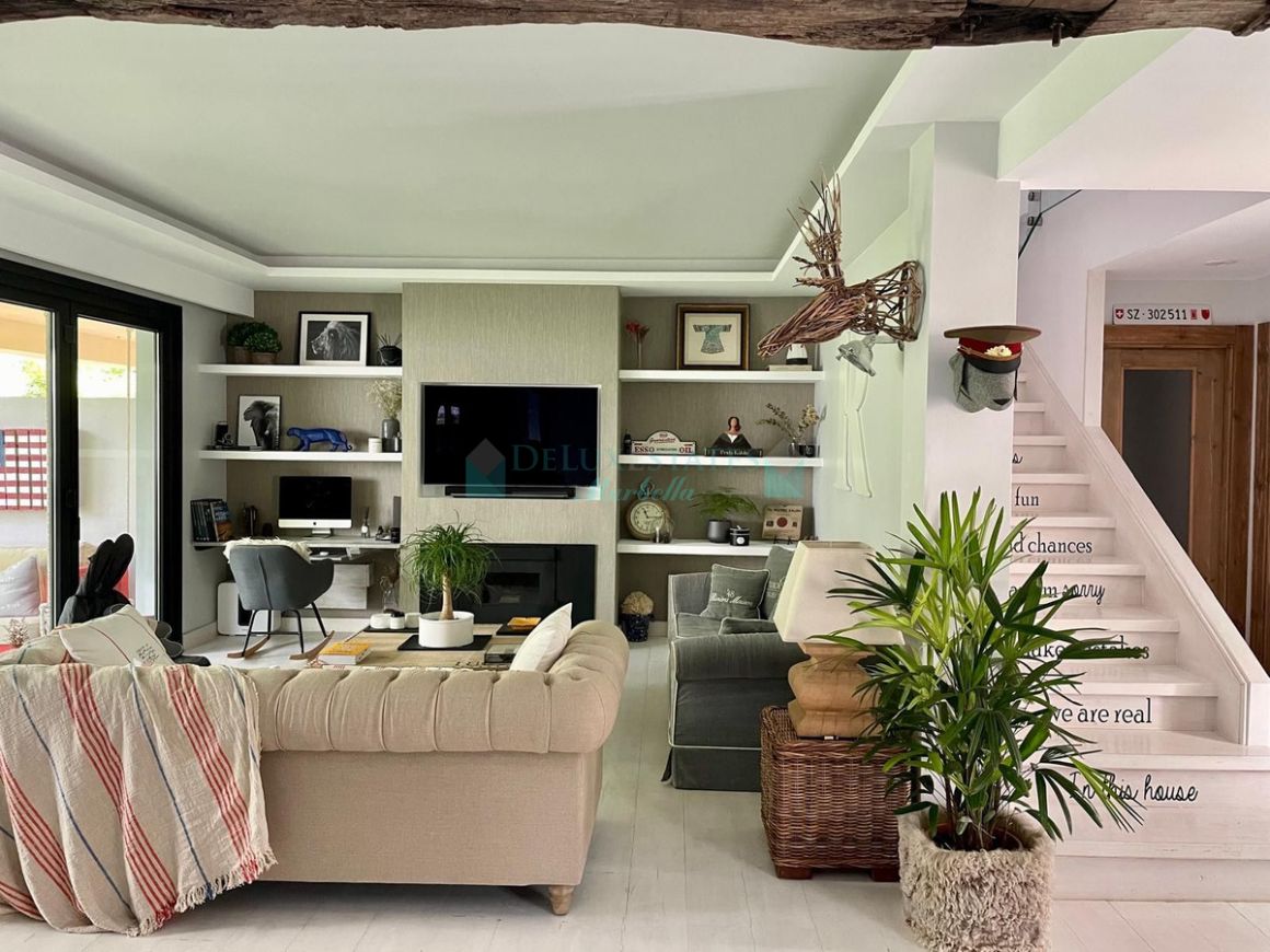 Town House for rent in  Elviria, Marbella East