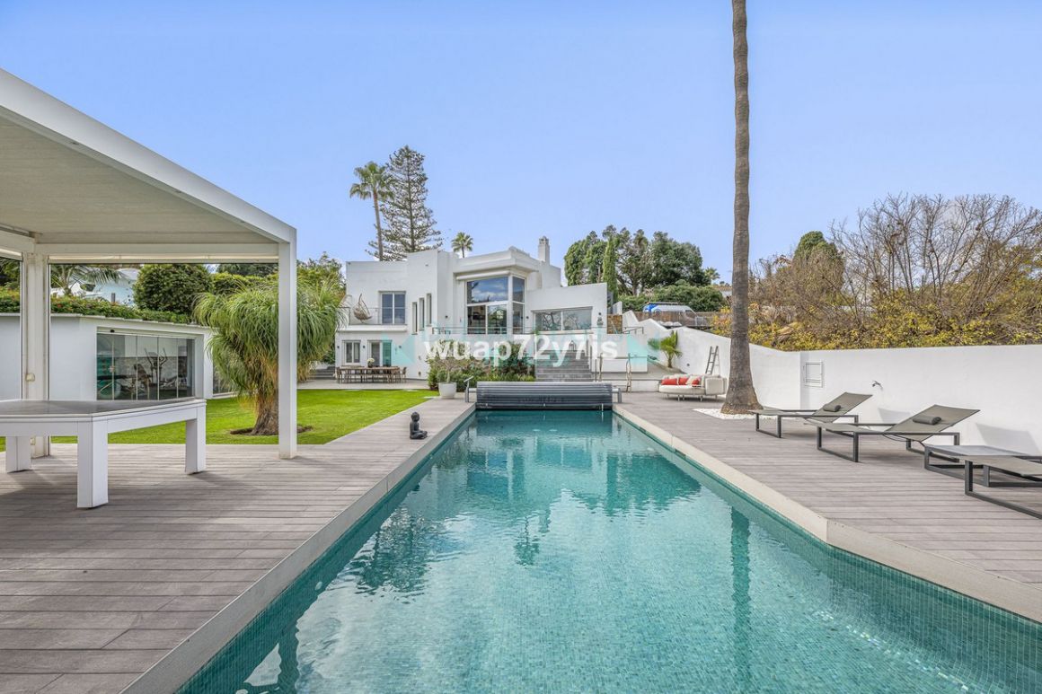 Villa en venta en  Guadalmina Alta, San Pedro de Alcantara