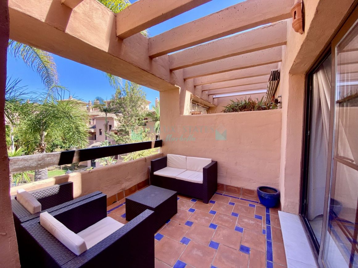 Apartment for rent in  Hacienda del Sol, Estepona