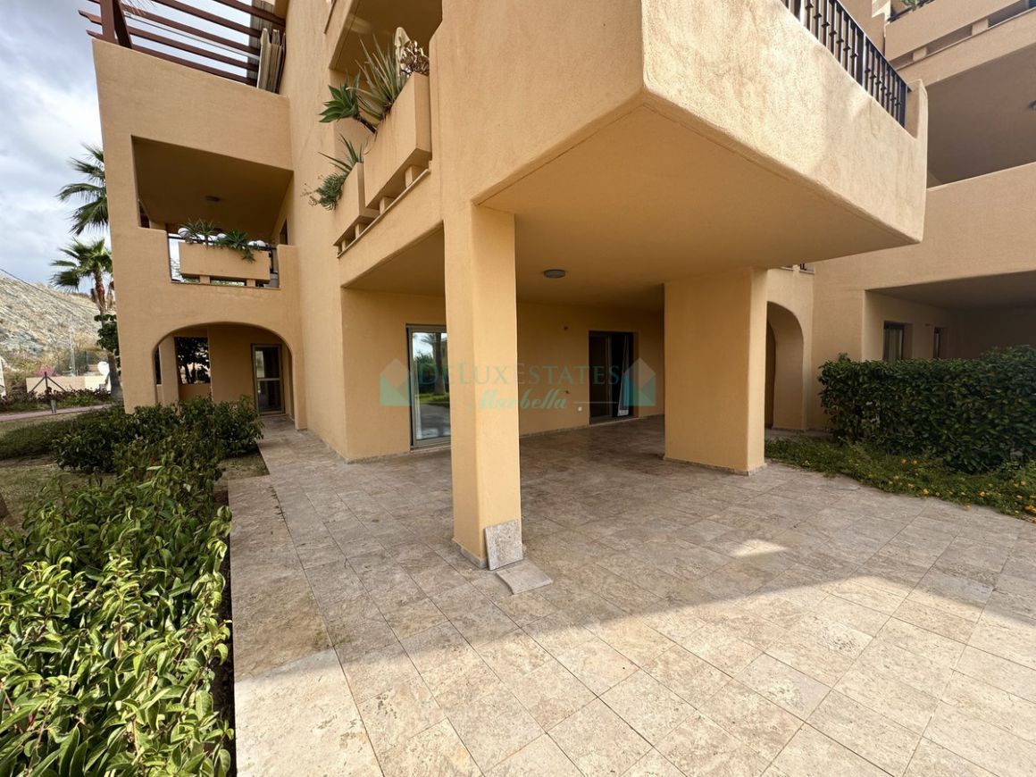 Ground Floor Apartment for sale in  Atalaya, Estepona