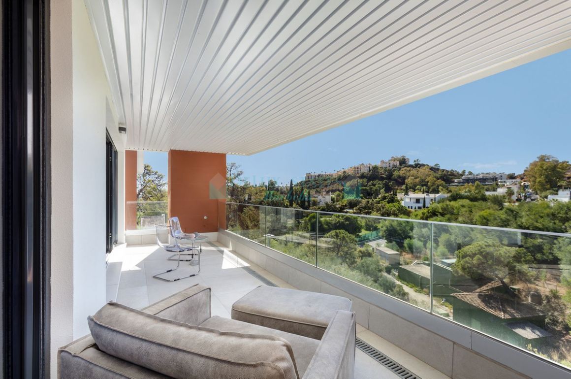 Apartamento en venta en Benahavis