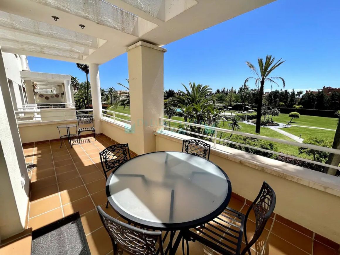 Penthouse for rent in Estepona