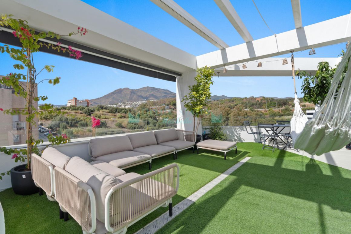 Penthouse for sale in Estepona