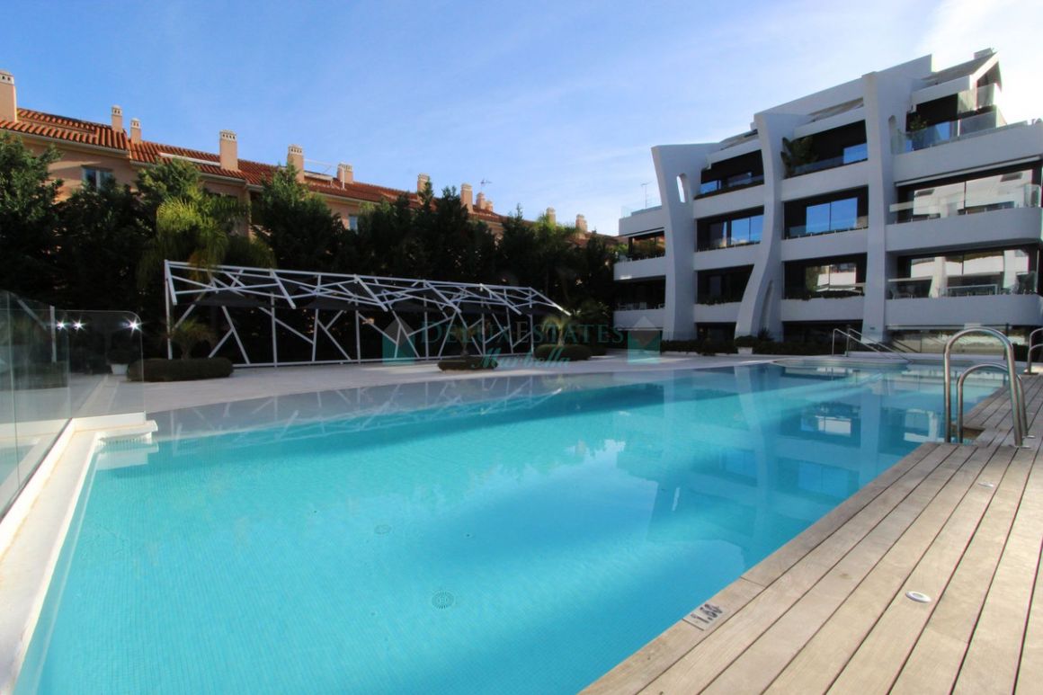 Ground Floor Apartment for sale in  Carib Playa, Marbella East