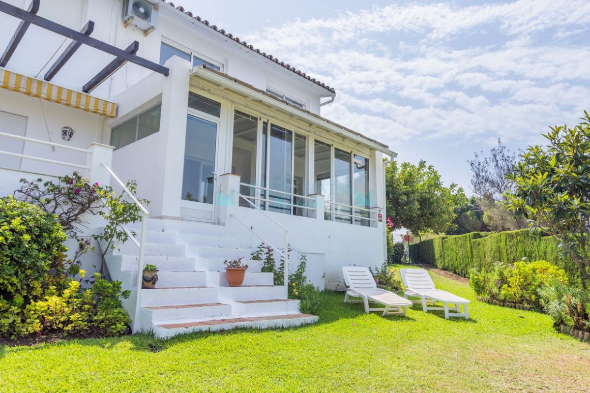 Town House in El Paraiso, Estepona