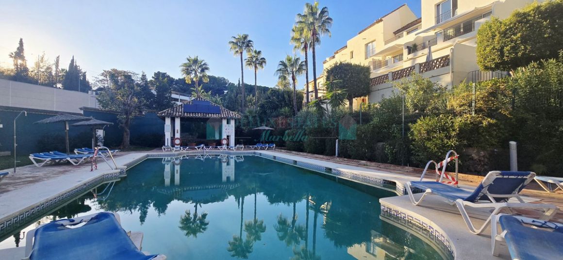 Ático en venta en Nueva Andalucia