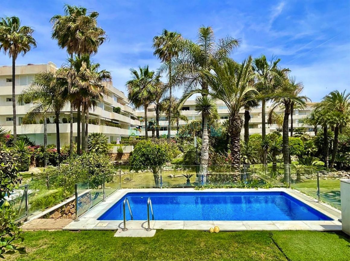 Apartamento Planta Baja en alquiler en Marbella - Puerto Banus