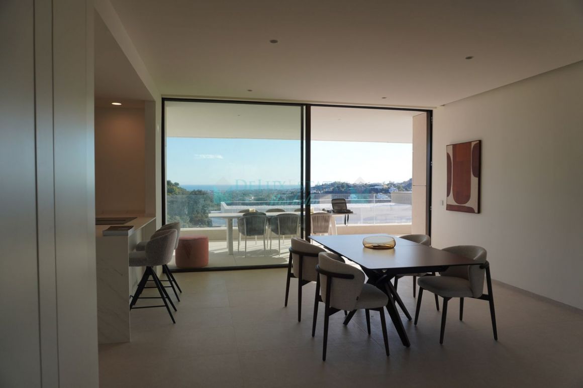 Apartment for sale in  La Quinta, Benahavis