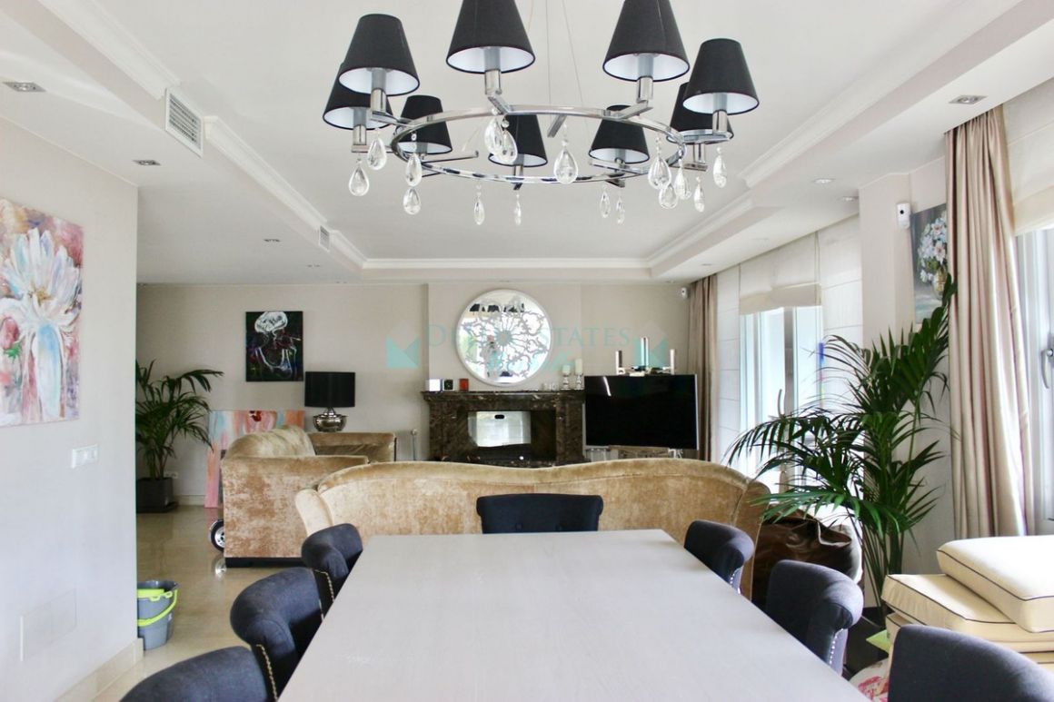 Town House for rent in  Costalita, Estepona