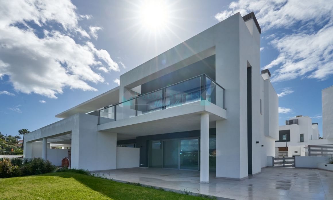 Villa Pareada en venta en San Pedro de Alcantara