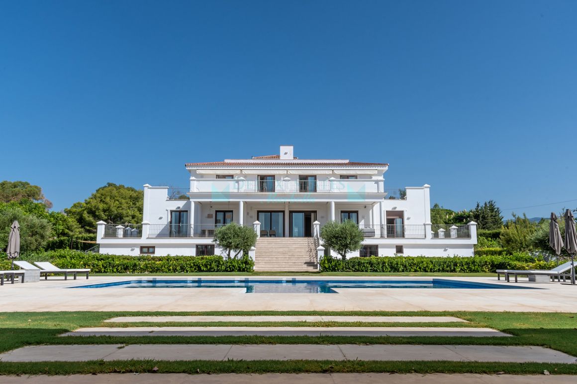 Villa en venta en  Guadalmina Alta, San Pedro de Alcantara