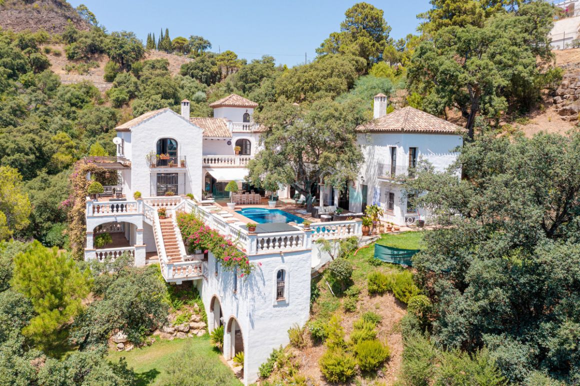 Villa in Benahavis