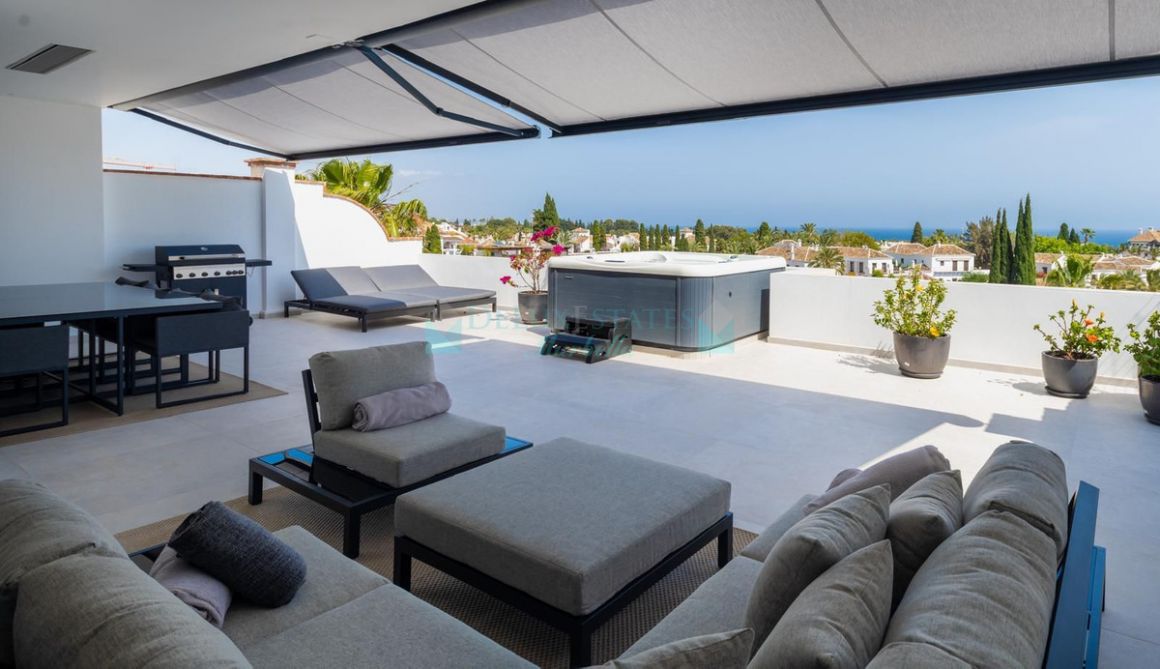 Penthouse for rent in Marbella Golden Mile