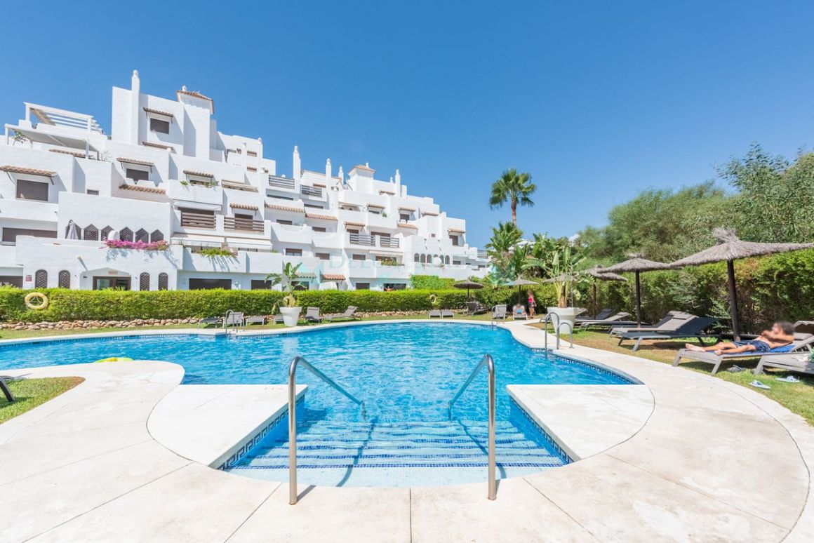 Apartamento Planta Baja en venta en Estepona