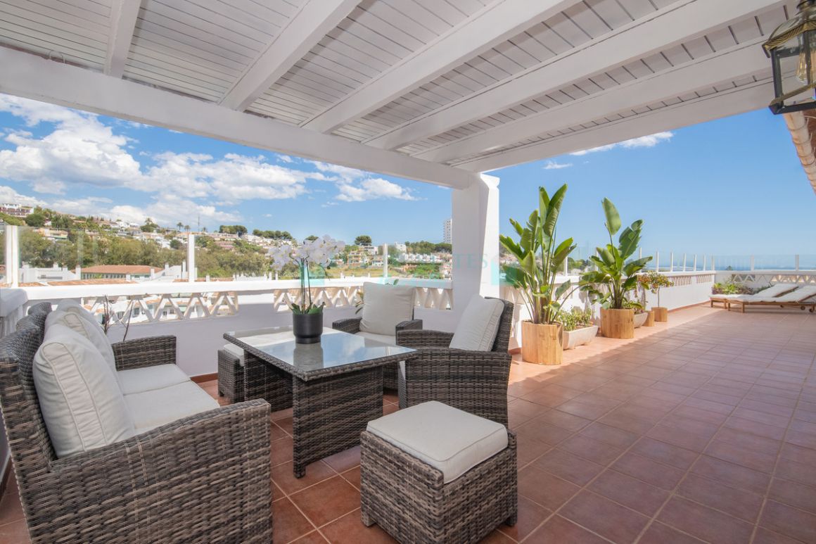 Penthouse for rent in Nueva Andalucia