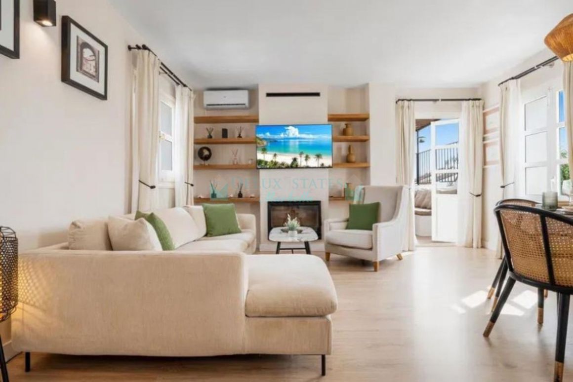 Apartamento en Benamara, Estepona