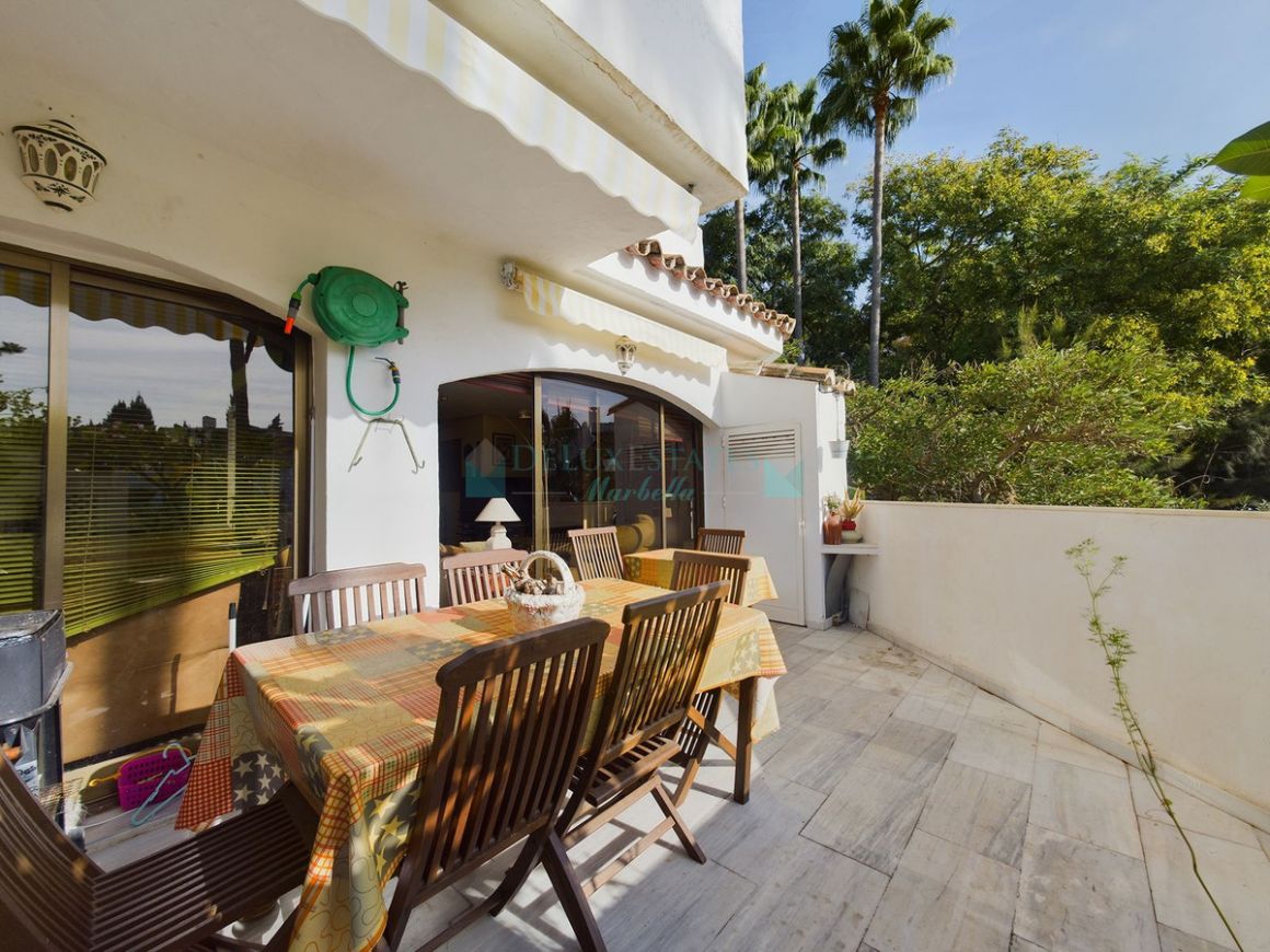 Apartment in Elviria, Marbella East