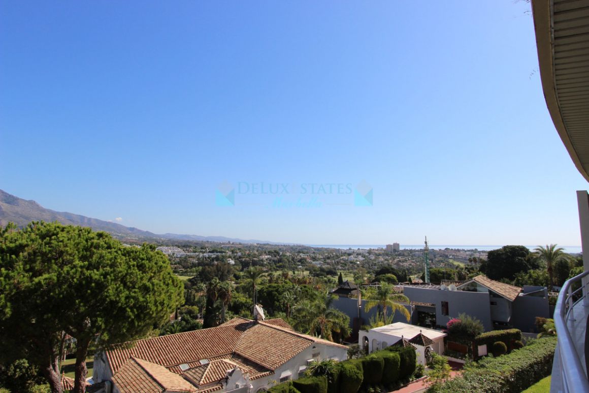 Apartment for rent in Nueva Andalucia