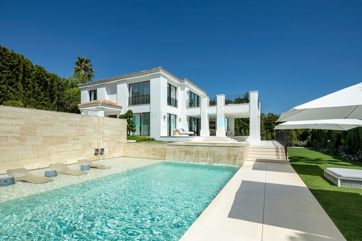 Villa en venta en  Sierra Blanca, Marbella Golden Mile