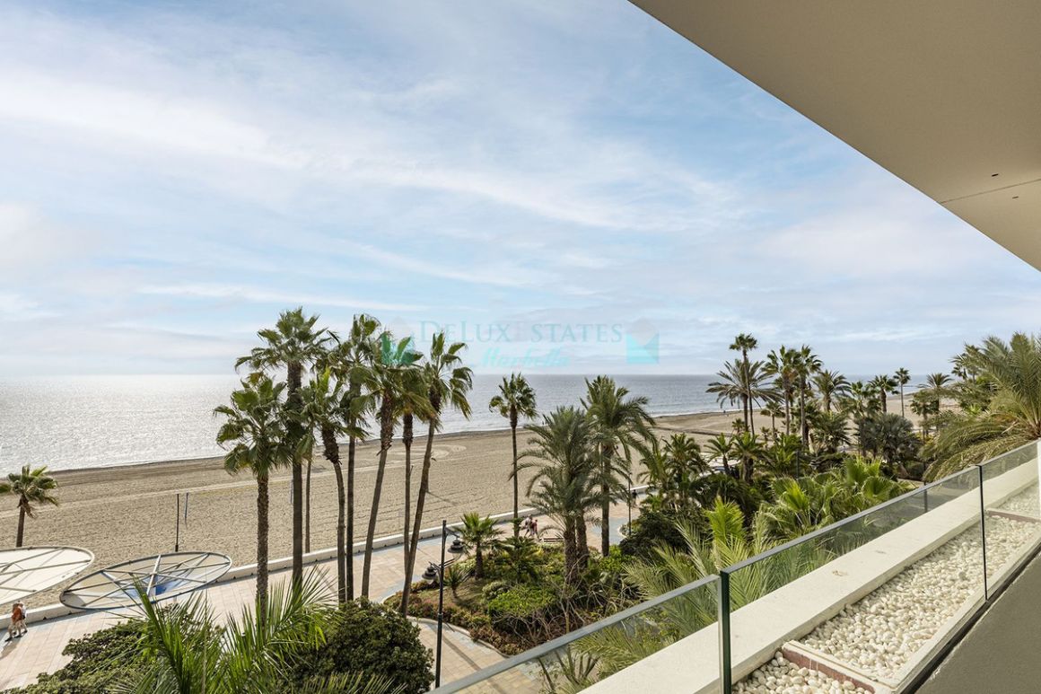 Apartment for sale in Estepona