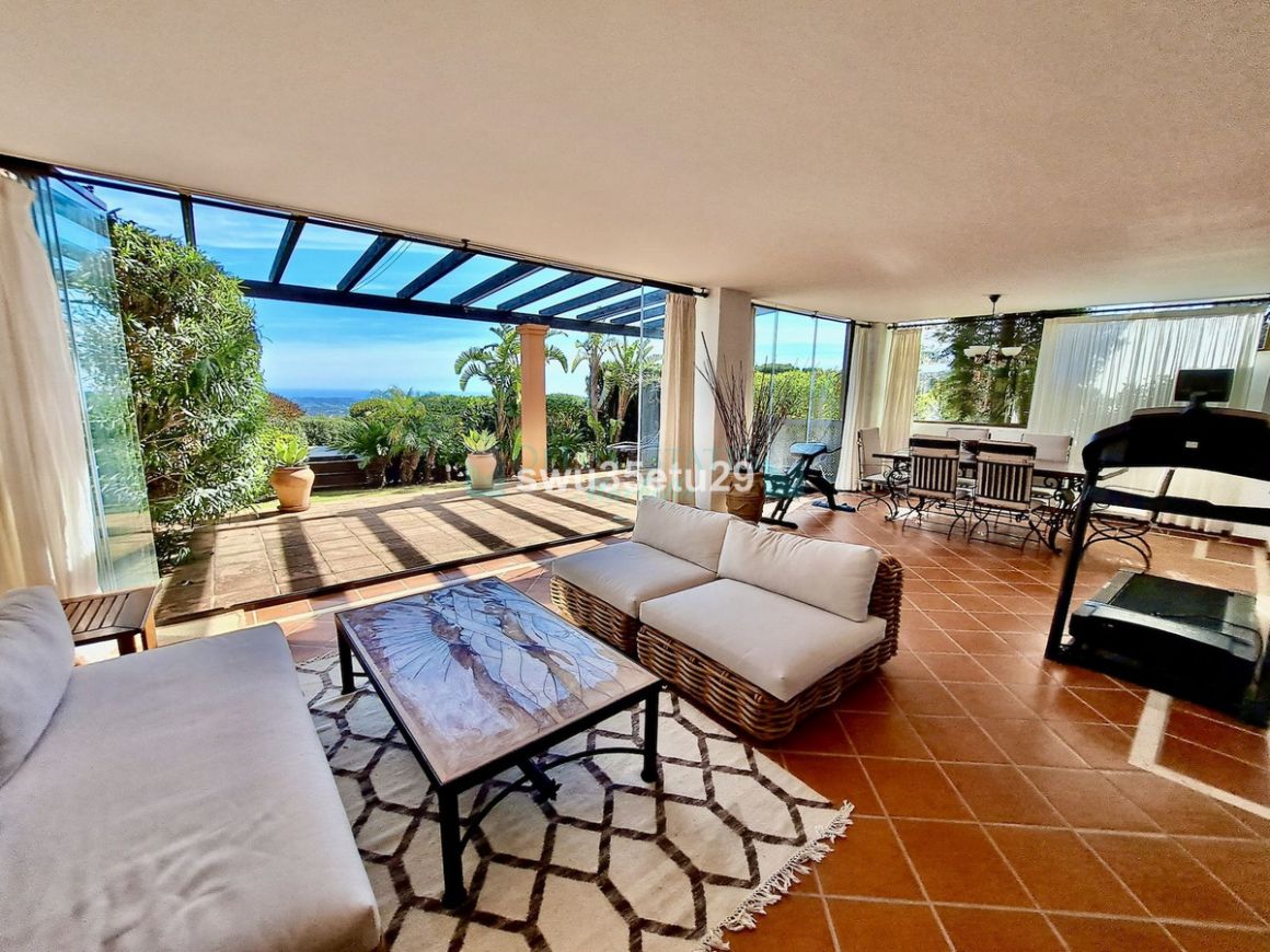 Apartamento Planta Baja en La Mairena, Marbella Este