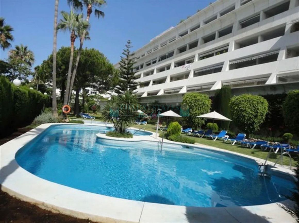 Apartment for rent in Marbella